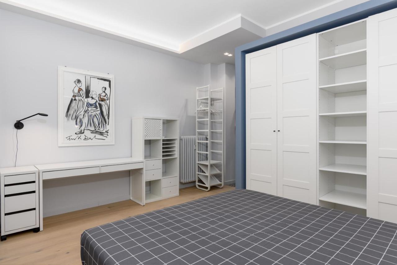 Centro Torino Elegante E Moderno Bilocaleアパートメント エクステリア 写真